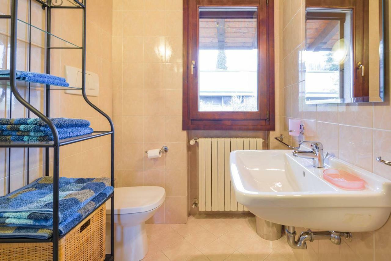 Ca' Dei Gatti Villa Toscolano Maderno Luaran gambar